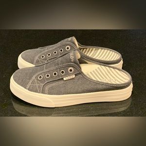 Taos EZ-SOUL Slip On Sneakers, Size 9